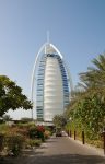 Fahr im Golfcart ins Burj al Arab