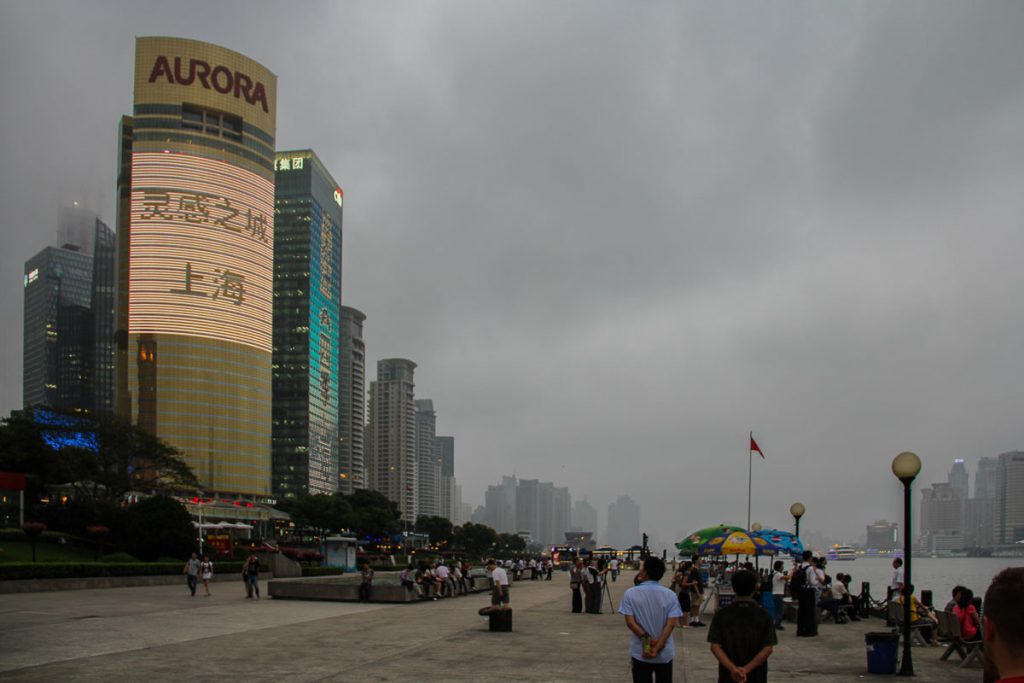 Dämmerung am Huangpu Fluss