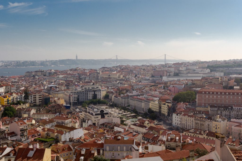 Blick über die Altstadt von Lissabon