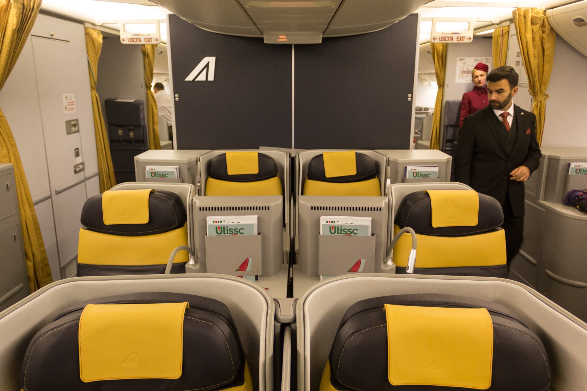 Alitalia Flug Az688 Business Class Von Rom Nach Santiago De