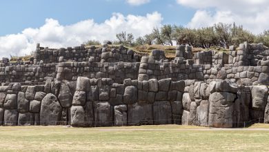 Beeindruckende Mauern in der Ruinenanlage Sacsayhuamán