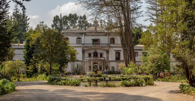 Blick auf die großartige Hacienda La Ciénega