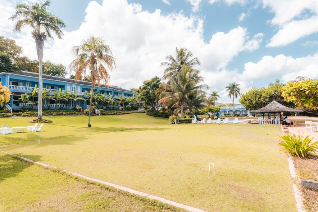 Das Jamaica Inn bietet tägliche Cricket-Kurse an